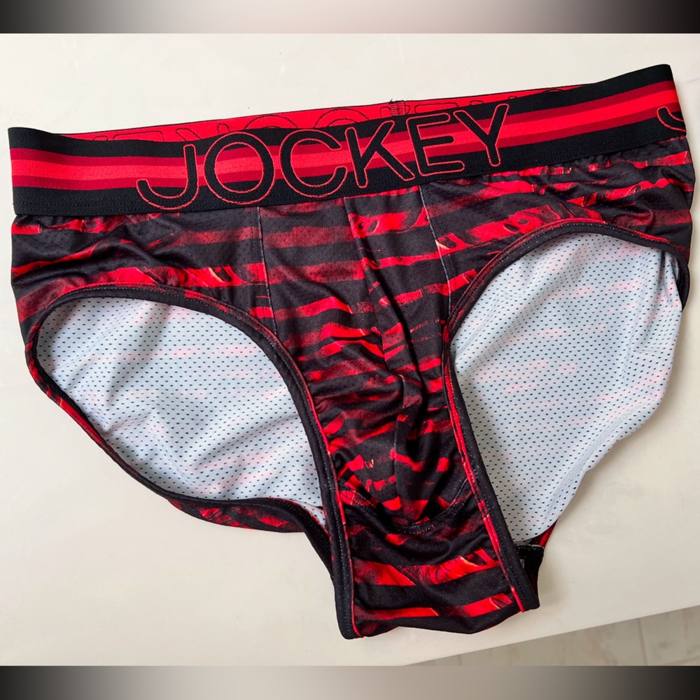 NWT Jockey Sport athletic workout brief. Red crystal pattern.